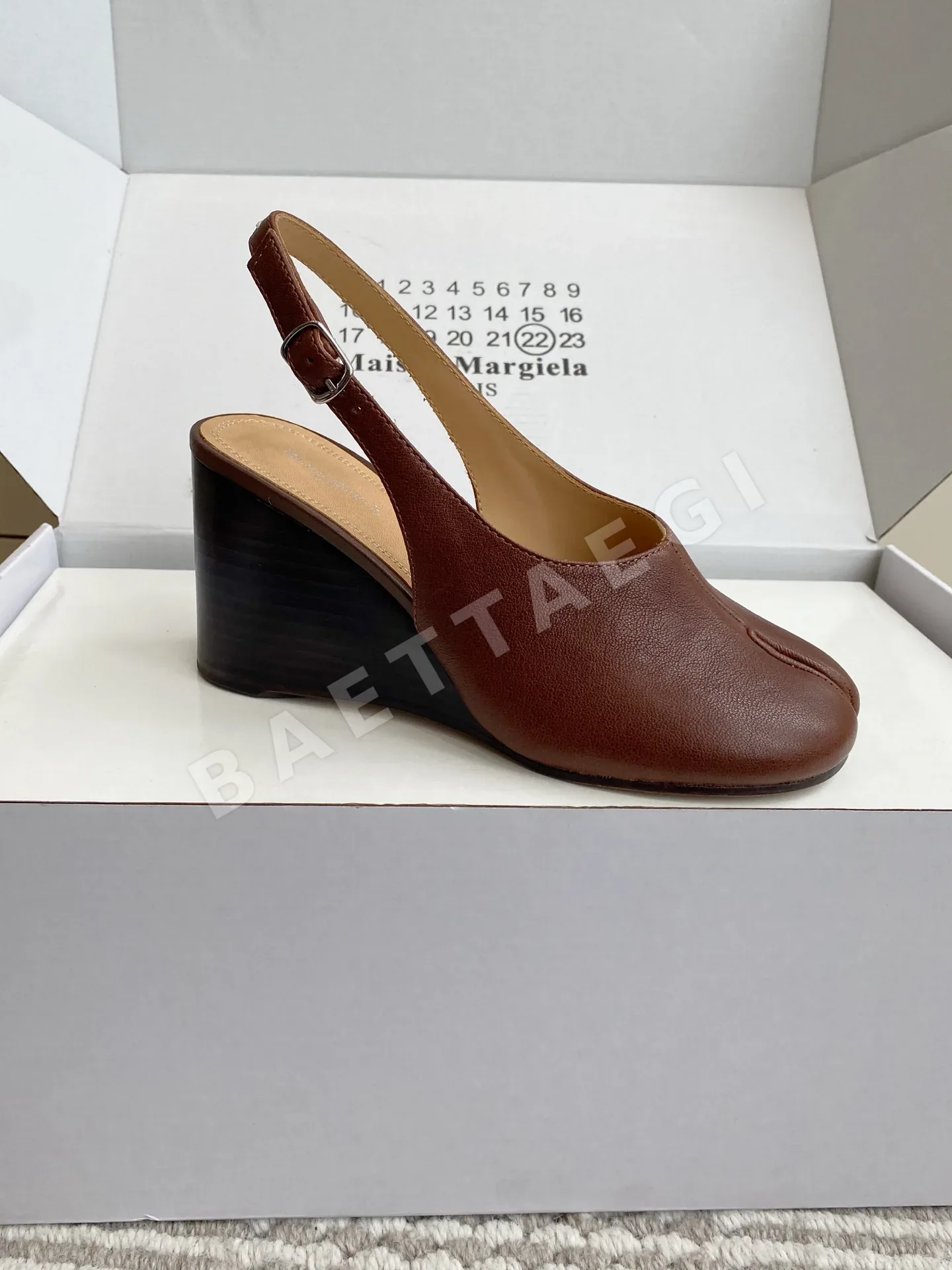 마르지엘라 타비 오픈힐 웨지샌달 상세 이미지 4