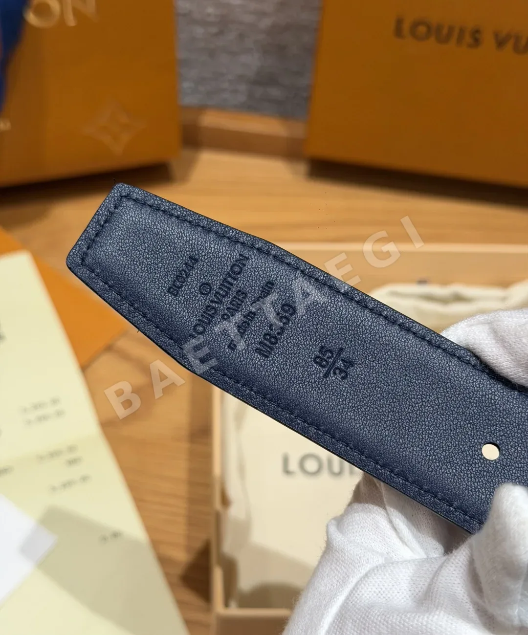 루이비통 틸트 리버시블 소가죽 벨트 상세 이미지 5