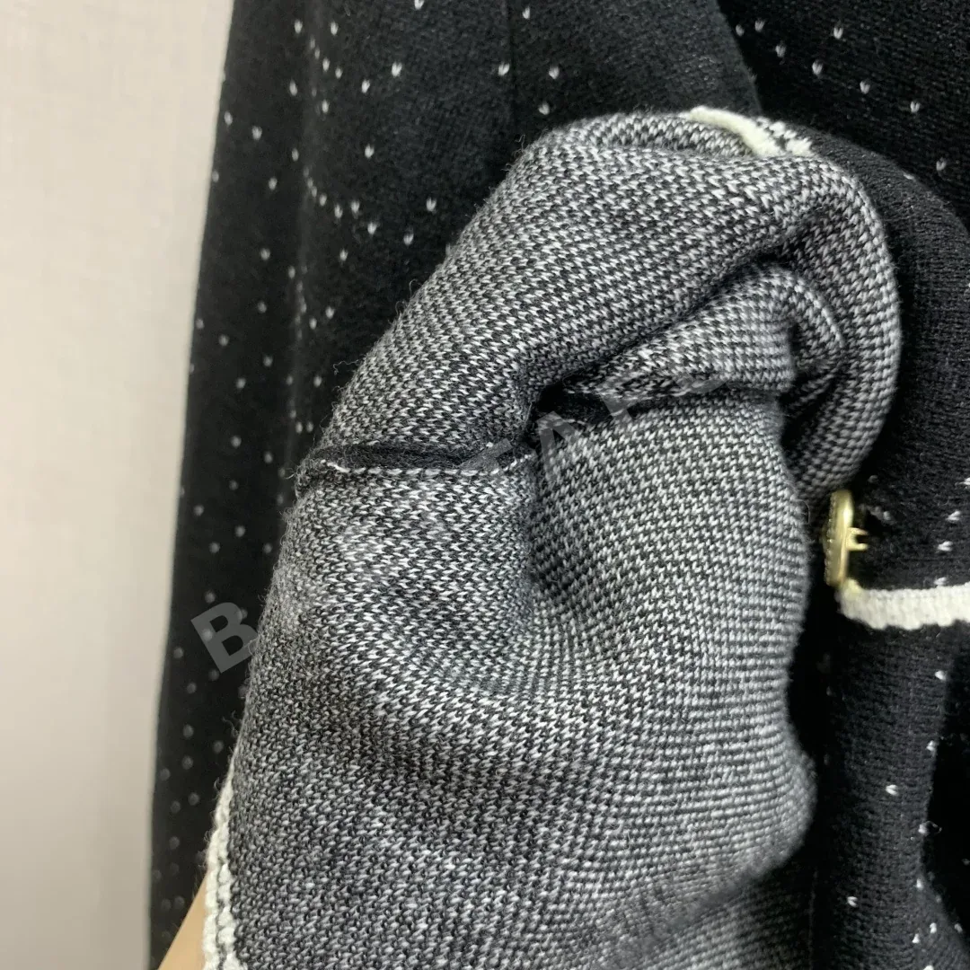 샤넬 폴카도트 V넥 숏 가디건 상세 이미지 7