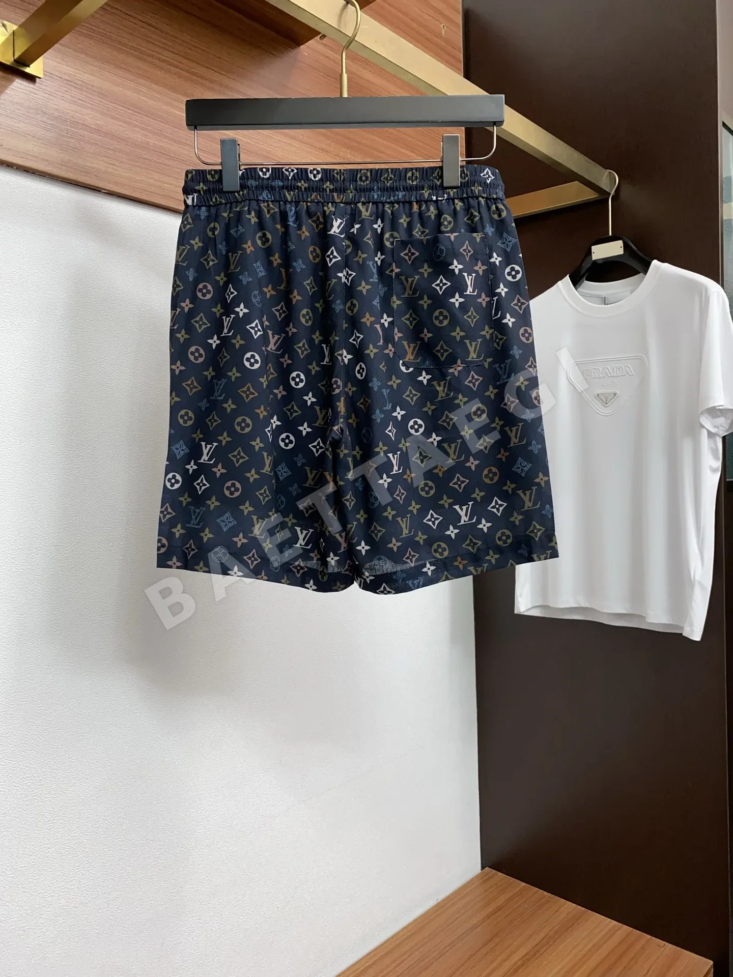 루이비통 남성 린넨 반바지 세트 상세 이미지 6