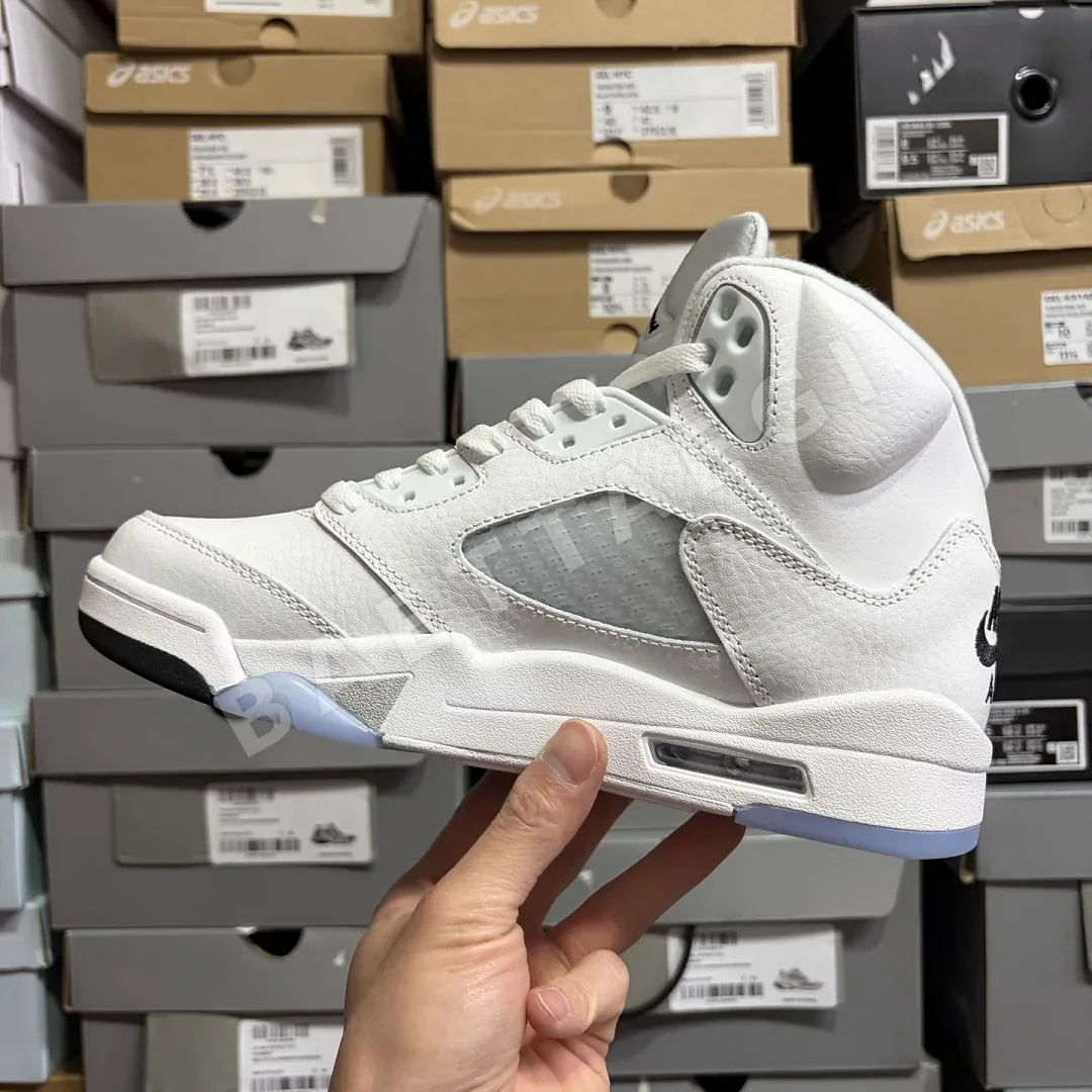 나이키 [EG] HQ7978-103 201475 Nike White Metallic 상세 이미지 4