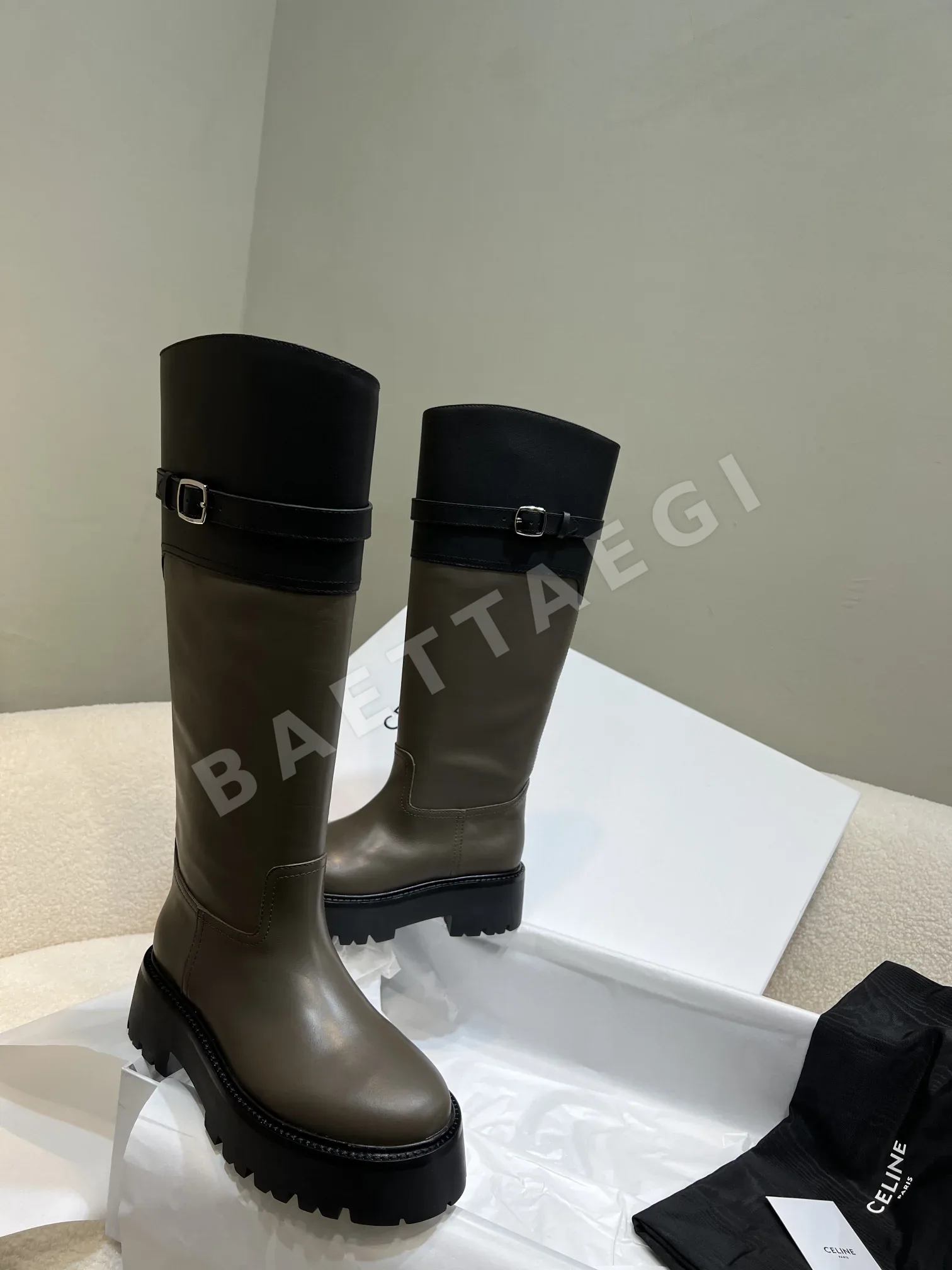 셀린느 컬러 블록 롱 라이딩 부츠 상세 이미지 3