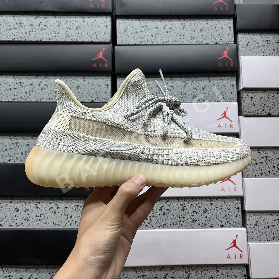 아디다스 [XQ] 이지 부스트 350 V2 FU9161 200785 Adidas Yeezy Boost 350 V2 Lundmark Non 상세 이미지 3