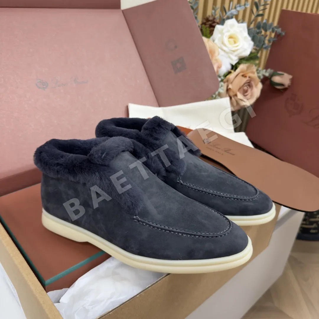로로피아나 오픈 워크 퍼 161235