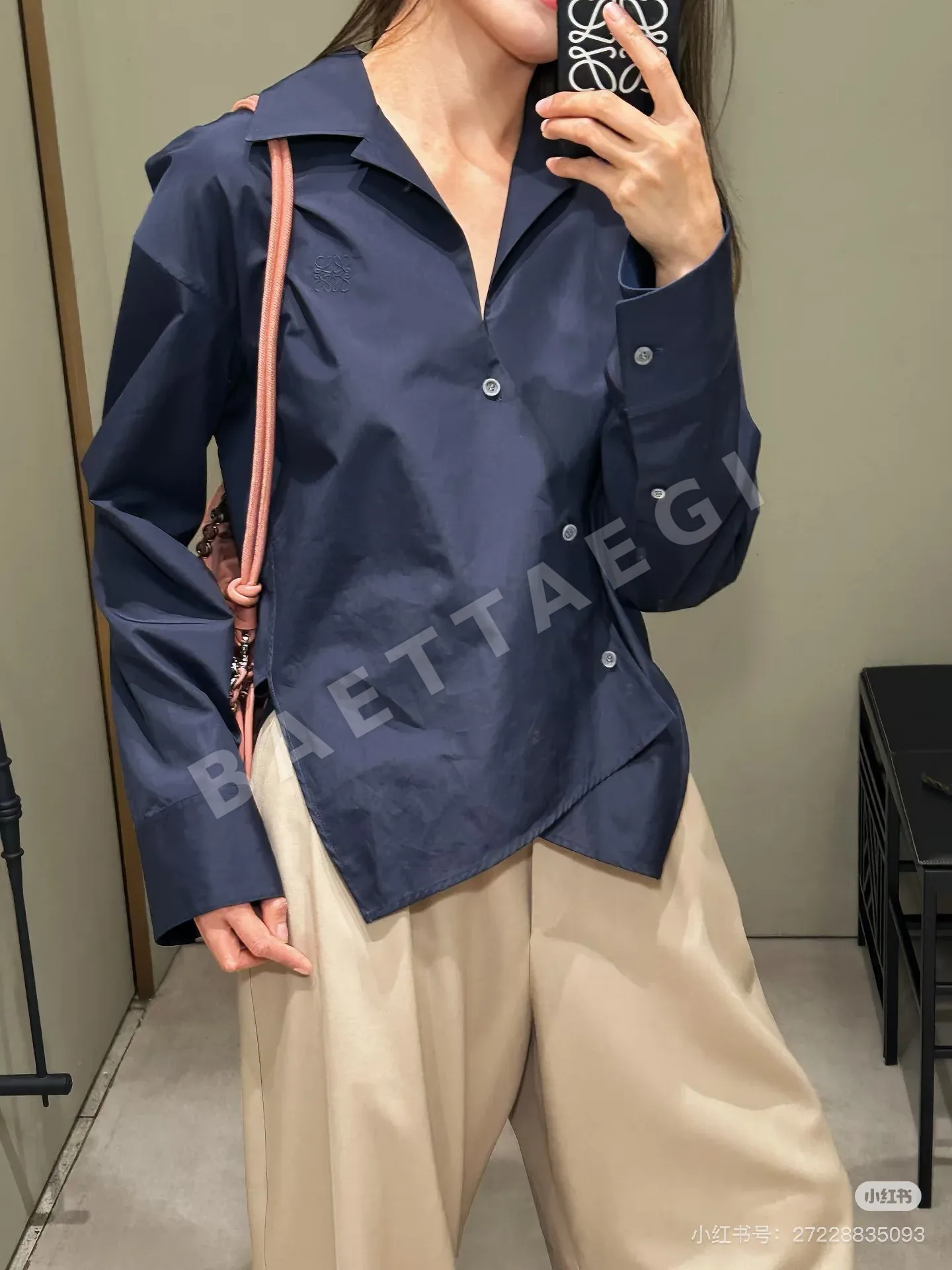 로에베 비대칭 쿠바 카라 여성 셔츠 상세 이미지 9