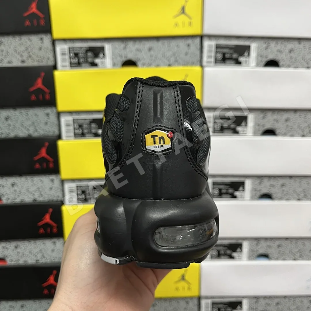 나이키 [DF] 에어 맥스 플러스 FJ4224-001 201067 Nike Air Max Plus Multi Swoosh Black 상세 이미지 5
