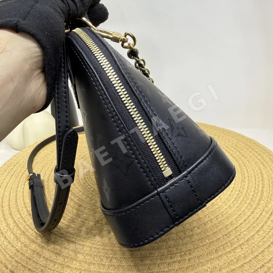 루이비통 알마 BB 모노그램 소가죽 핸드백 M3A843 M12561 상세 이미지 5