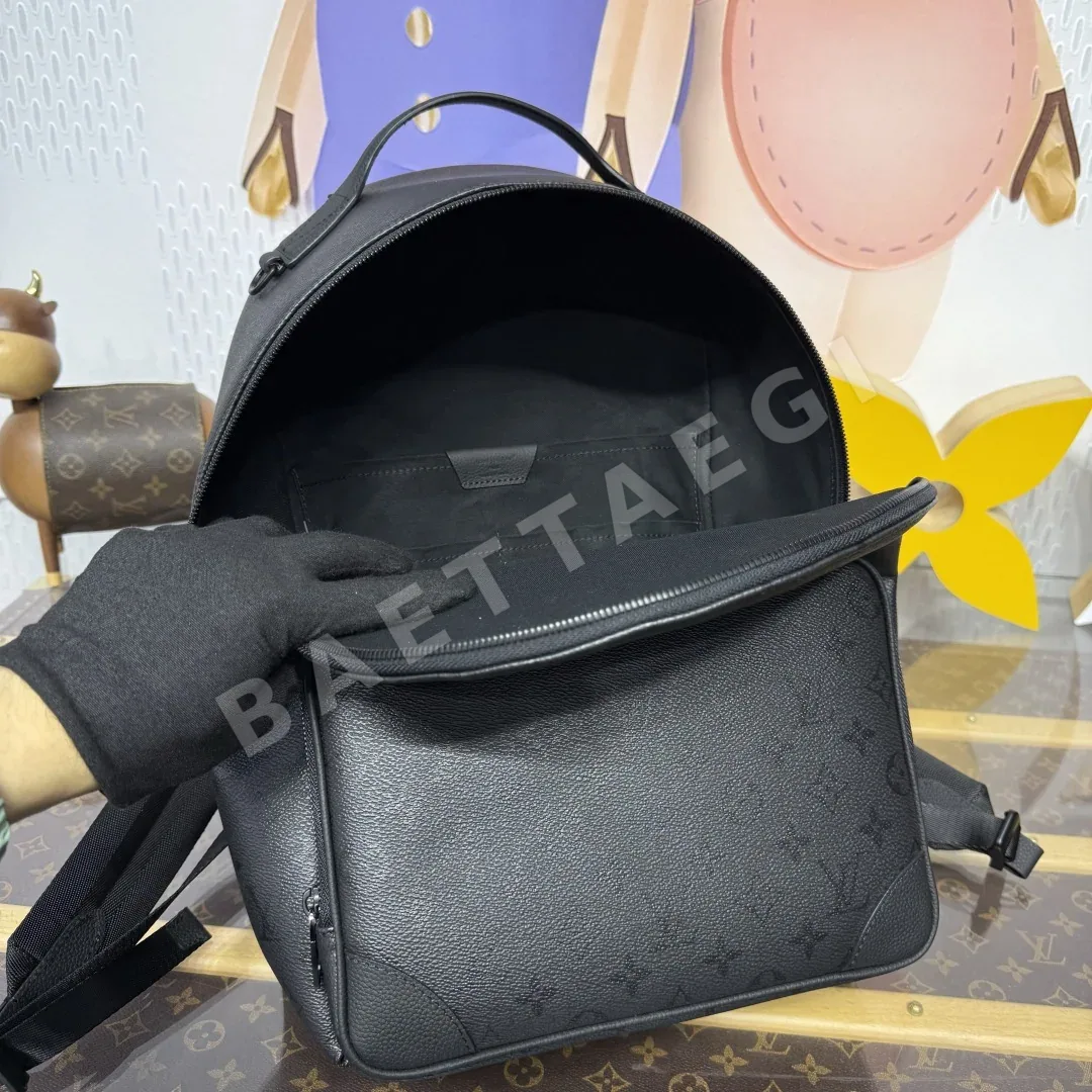 루이비통 미드나이트 모노그램 코팅 캔버스 디스커버리 카고 백팩 M26765 상세 이미지 9