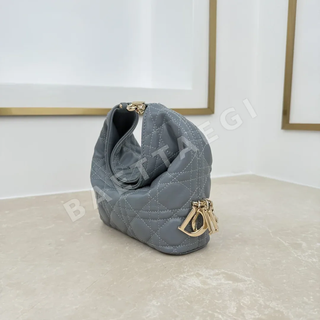 디올 뚜주흐 호보 미니 버킷 가방 상세 이미지 2