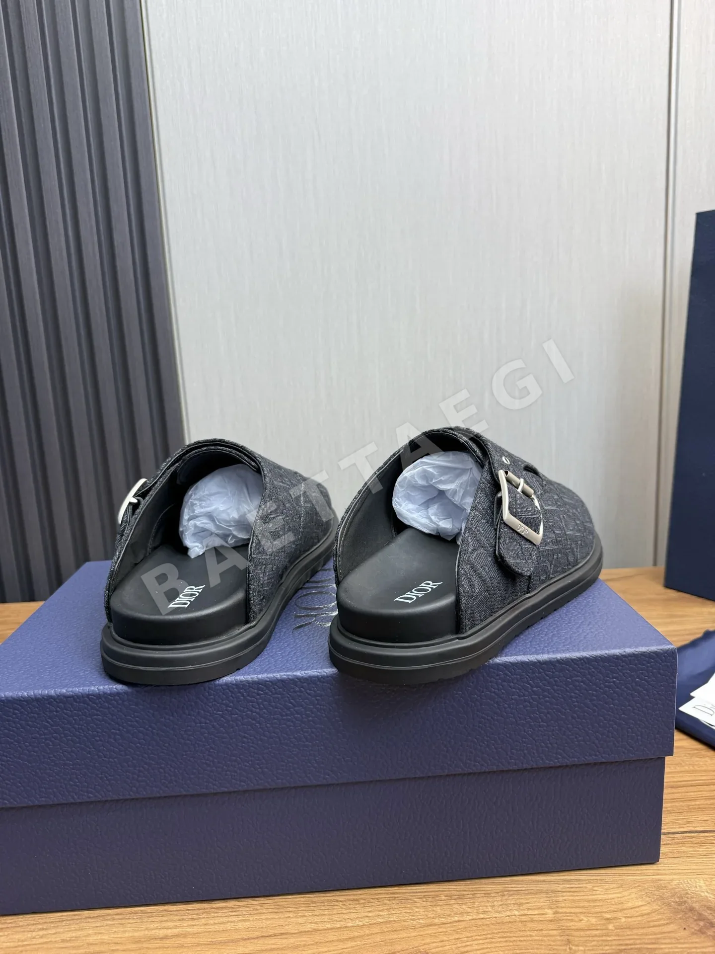 디올 샌들 남성 소가죽 상세 이미지 5