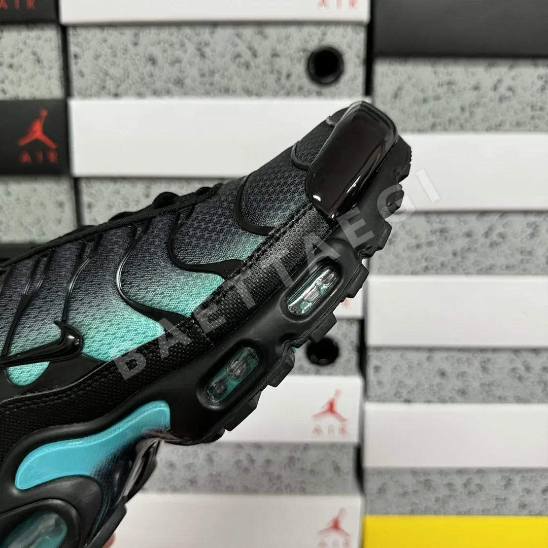 나이키 [DF] 에어 맥스 플러스 DM0032-016 201077 Nike Air Max Plus Black Dusty Cactus 상세 이미지 4