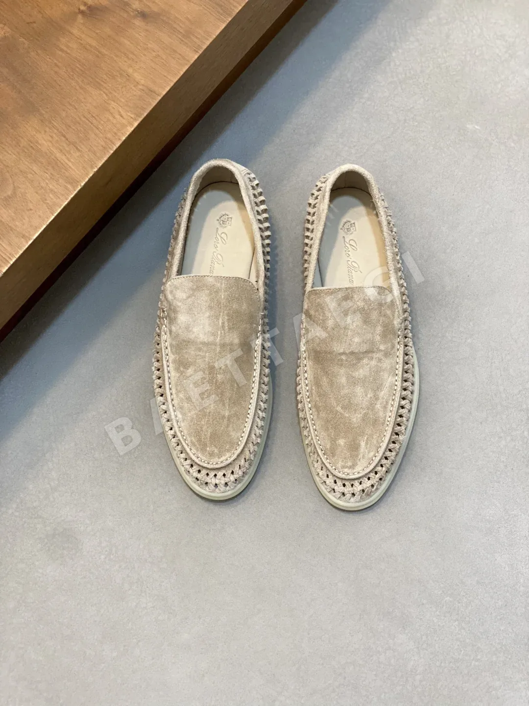 로로피아나 남성 스웨이드 슬립온 로퍼 115439