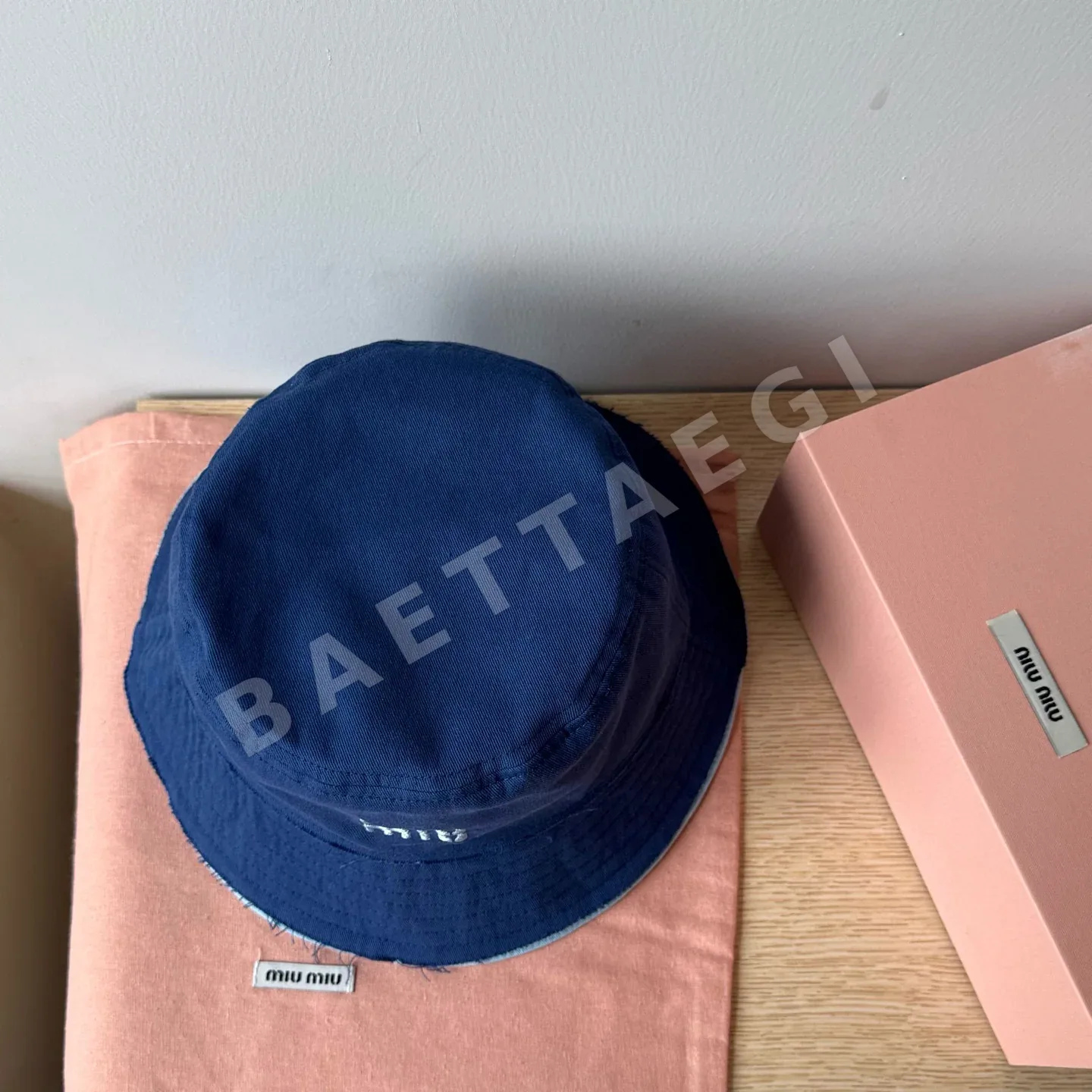 미우미우 모자 80926 Miu Miu Cap 상세 이미지 3