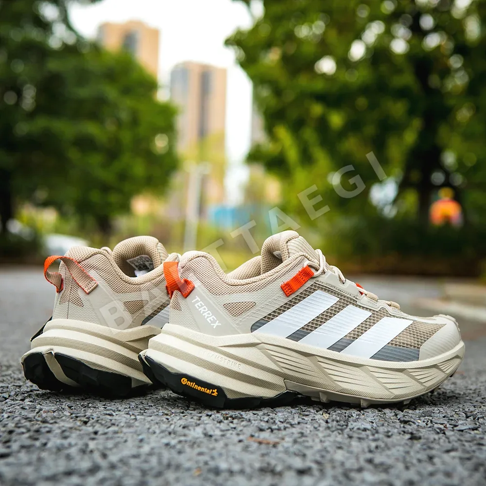 아디다스 Terrex X Free Hiker GTX 하이킹 신발 상세 이미지 3