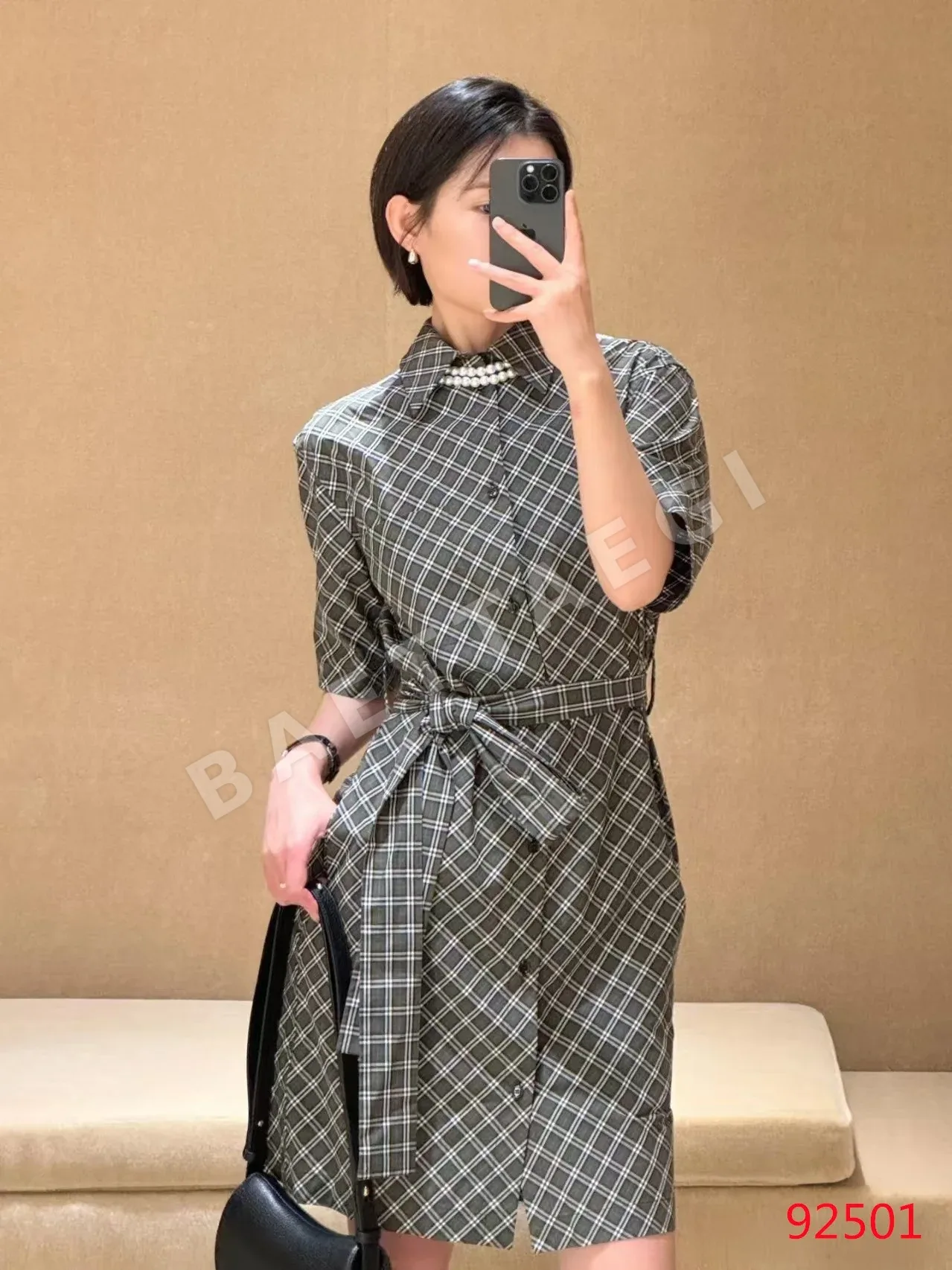버버리 체크 반소매 셔츠 원피스 121803