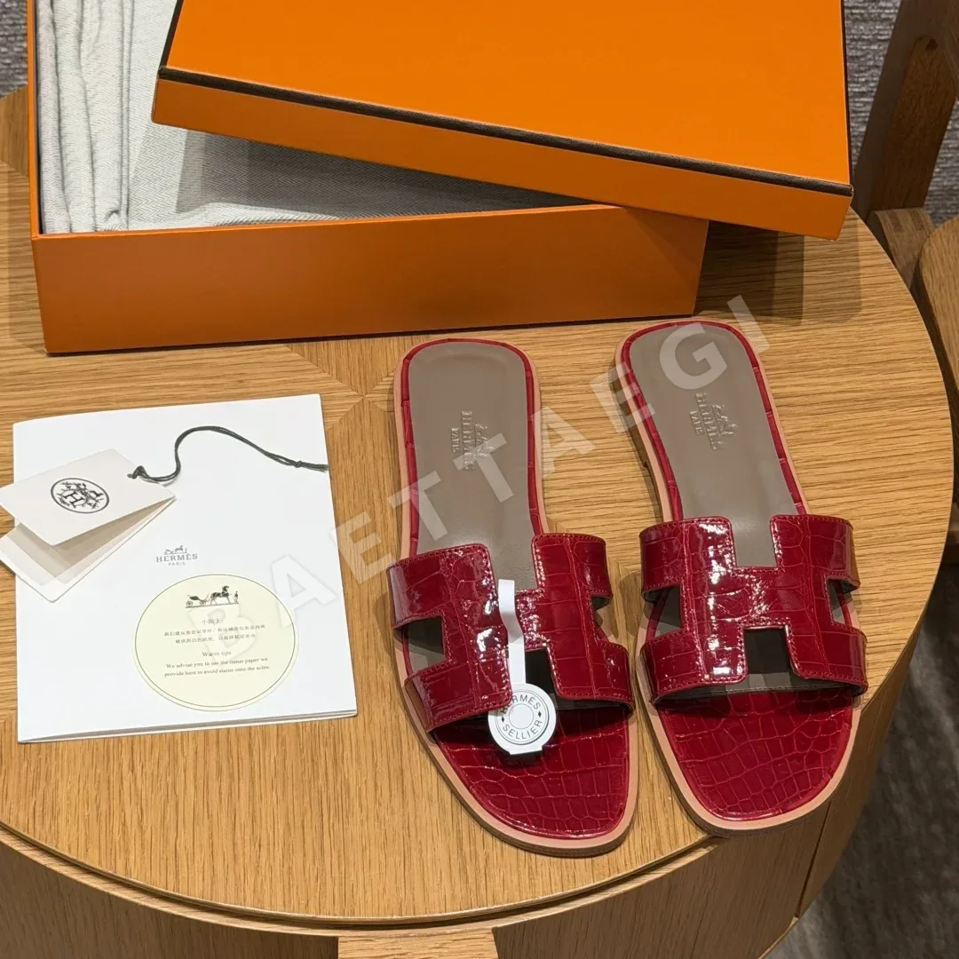 에르메스 오란 샌들 버건디레드 악어가죽 H 컷아웃 164401