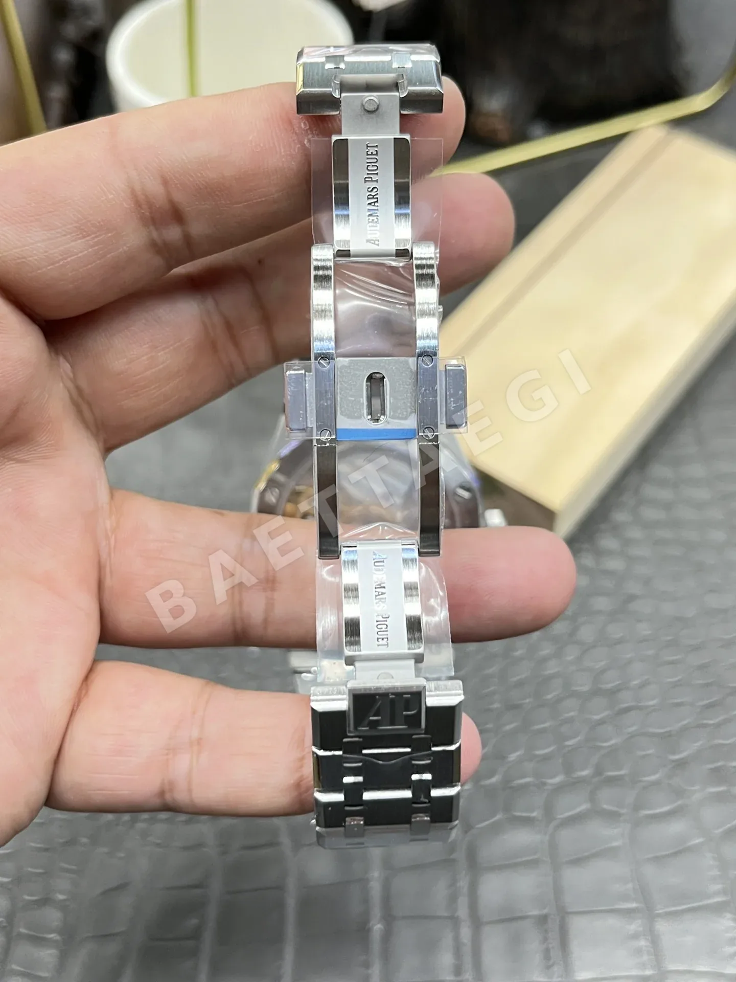 오데마피게 로얄 오크 블랙 다이얼 자동 시계 상세 이미지 8