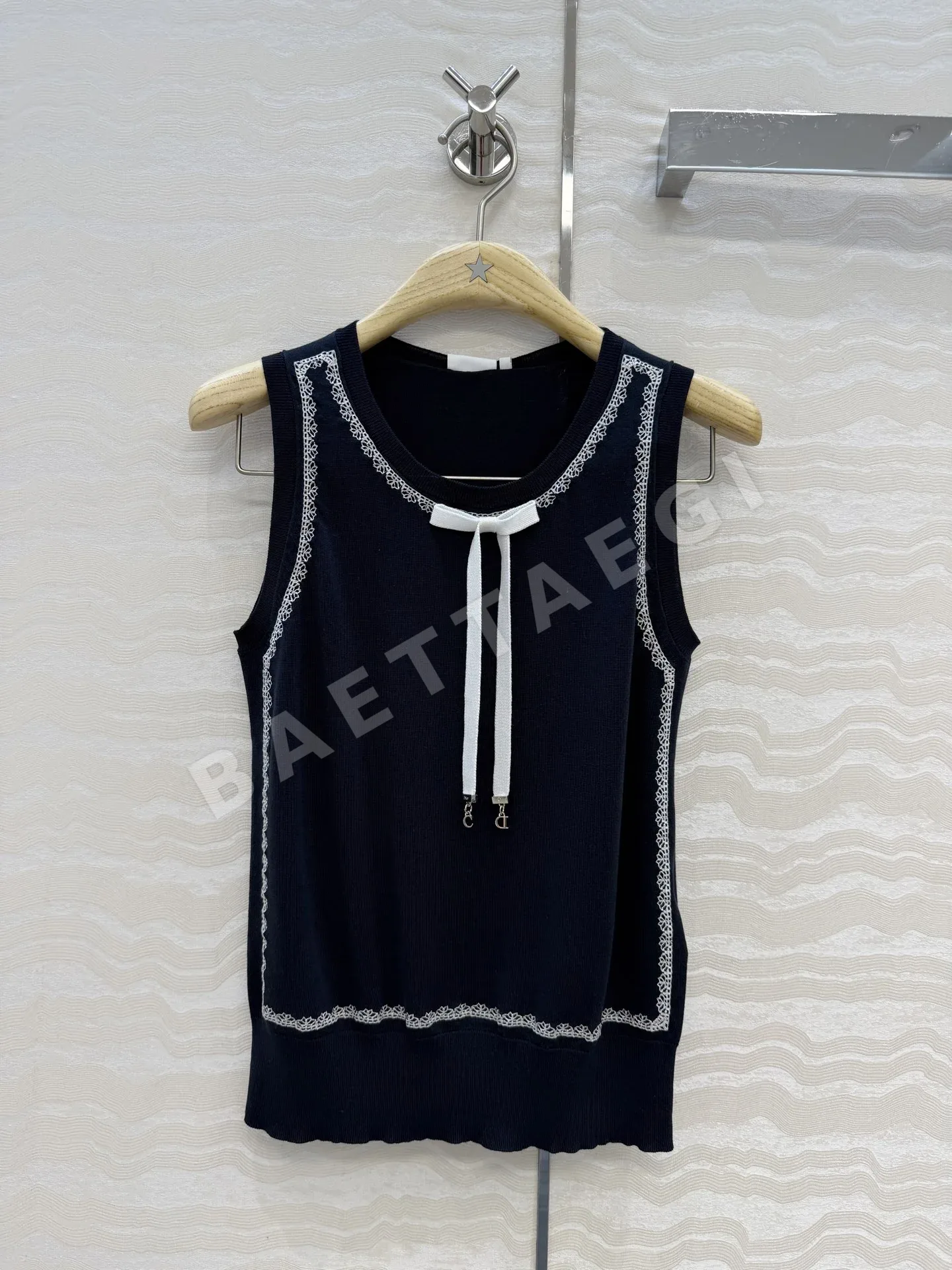 디올 타이넥 실크 조끼 92657