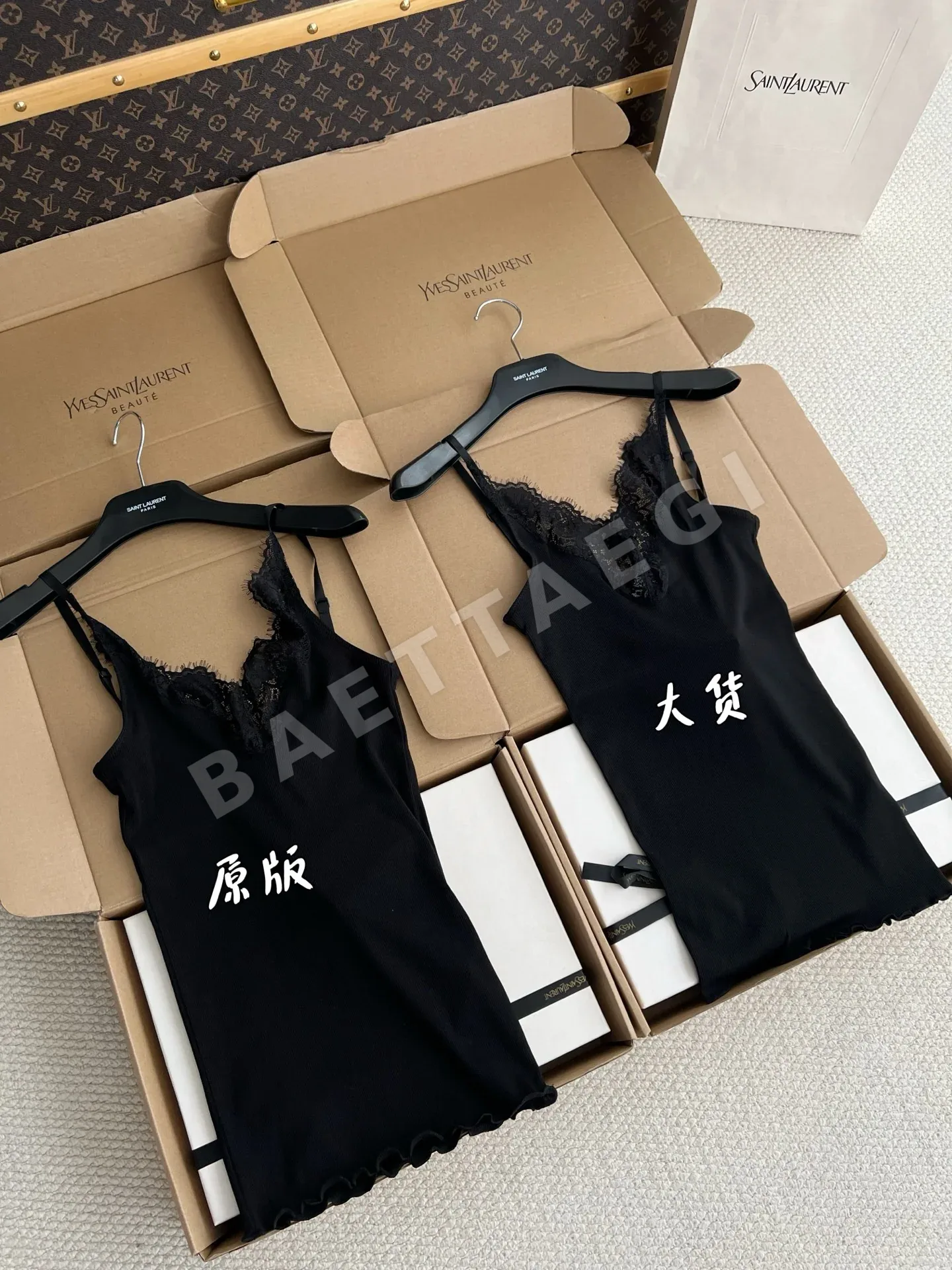 생로랑 여성 반팔 티셔츠 상세 이미지 9
