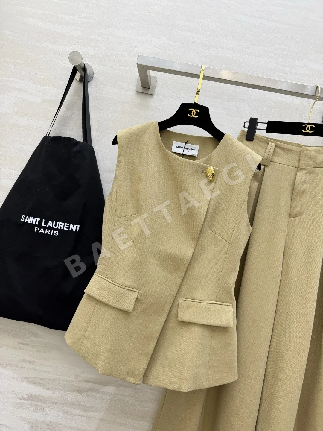 생로랑 여성 린넨 민소매 베스트 세트 상세 이미지 2