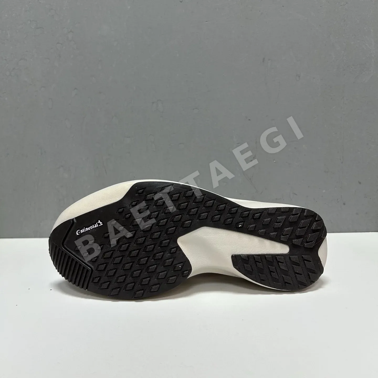 아디다스 신발 157696 Adidas Sneakers 상세 이미지 9