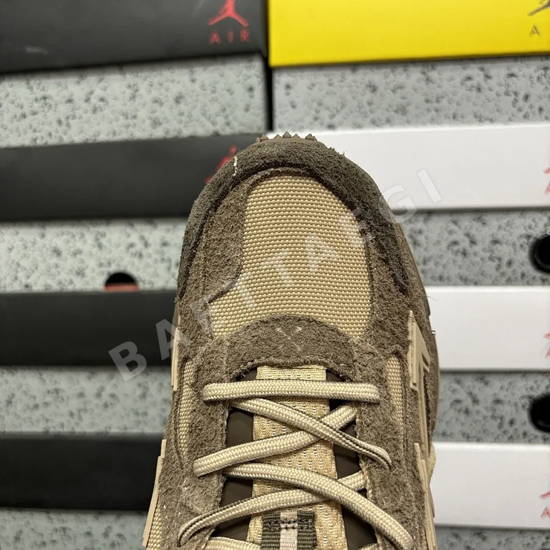 오프화이트 비 라이트 백 브라운 202433 Off White Be Right Back 상세 이미지 10