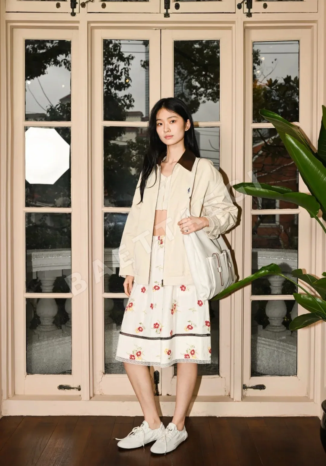 프라다 체크 레이스 트림 플라워 프린트 미디 원피스 상세 이미지 7