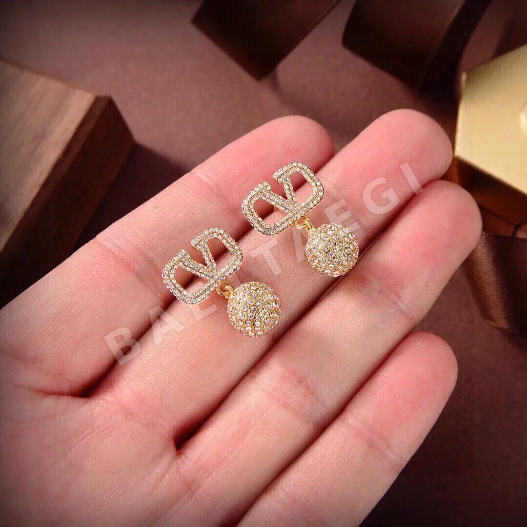 발렌티노 귀걸이 63604 Valentino Earrings 상세 이미지 9