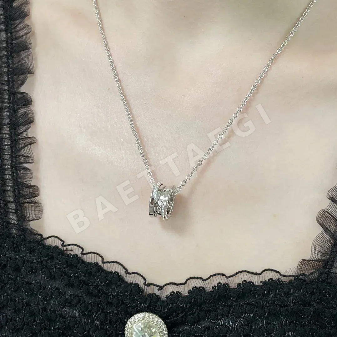 불가리 하프 다이아몬드 목걸이 상세 이미지 3