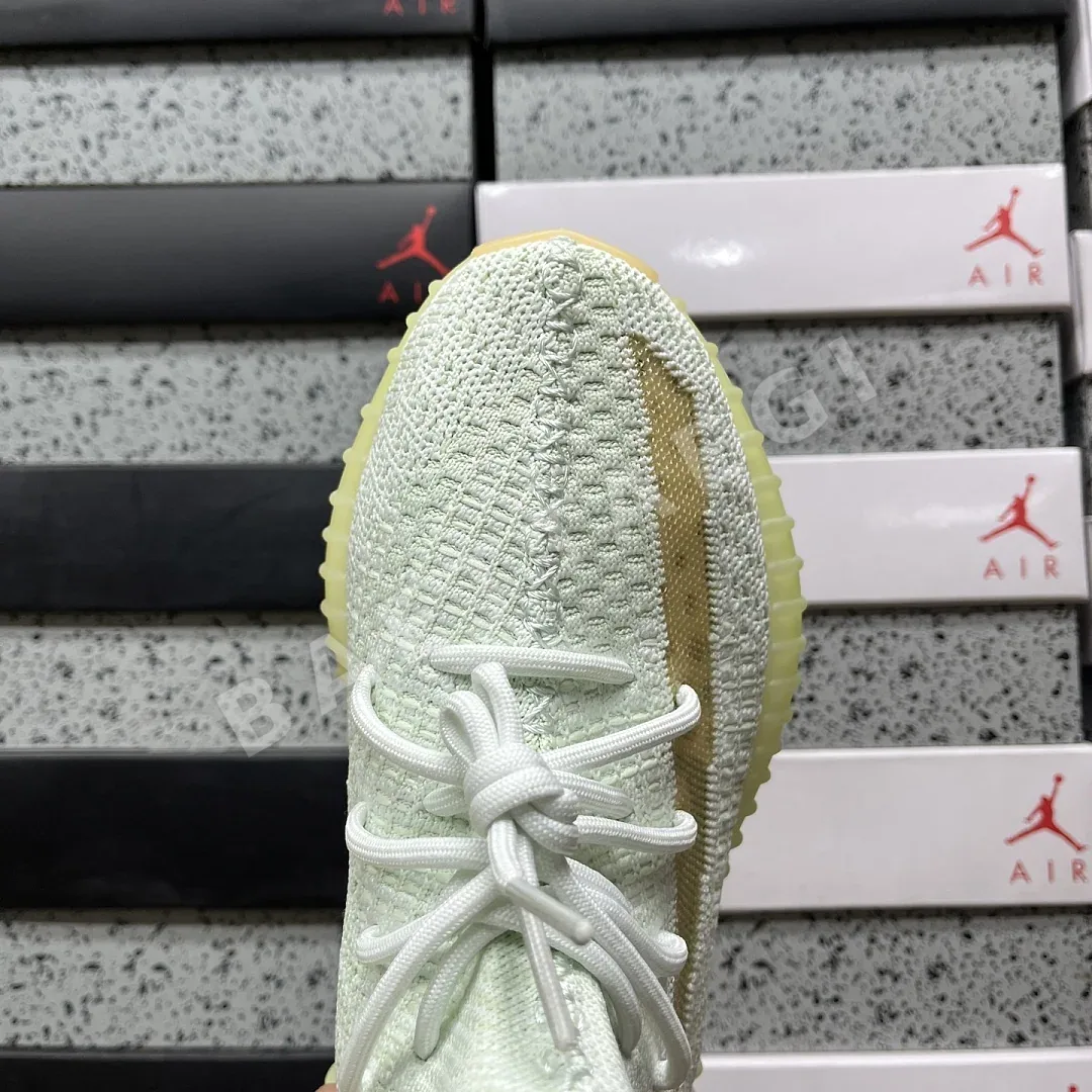 아디다스 [XQ] 이지 부스트 350 V2 EG7491 200780 Adidas Yeezy Boost 350 V2 Hyperspace 상세 이미지 4