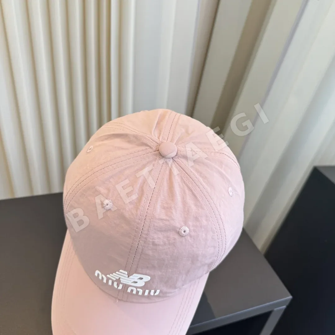 미우미우 오리지널 봄여름 야구모자 상세 이미지 5