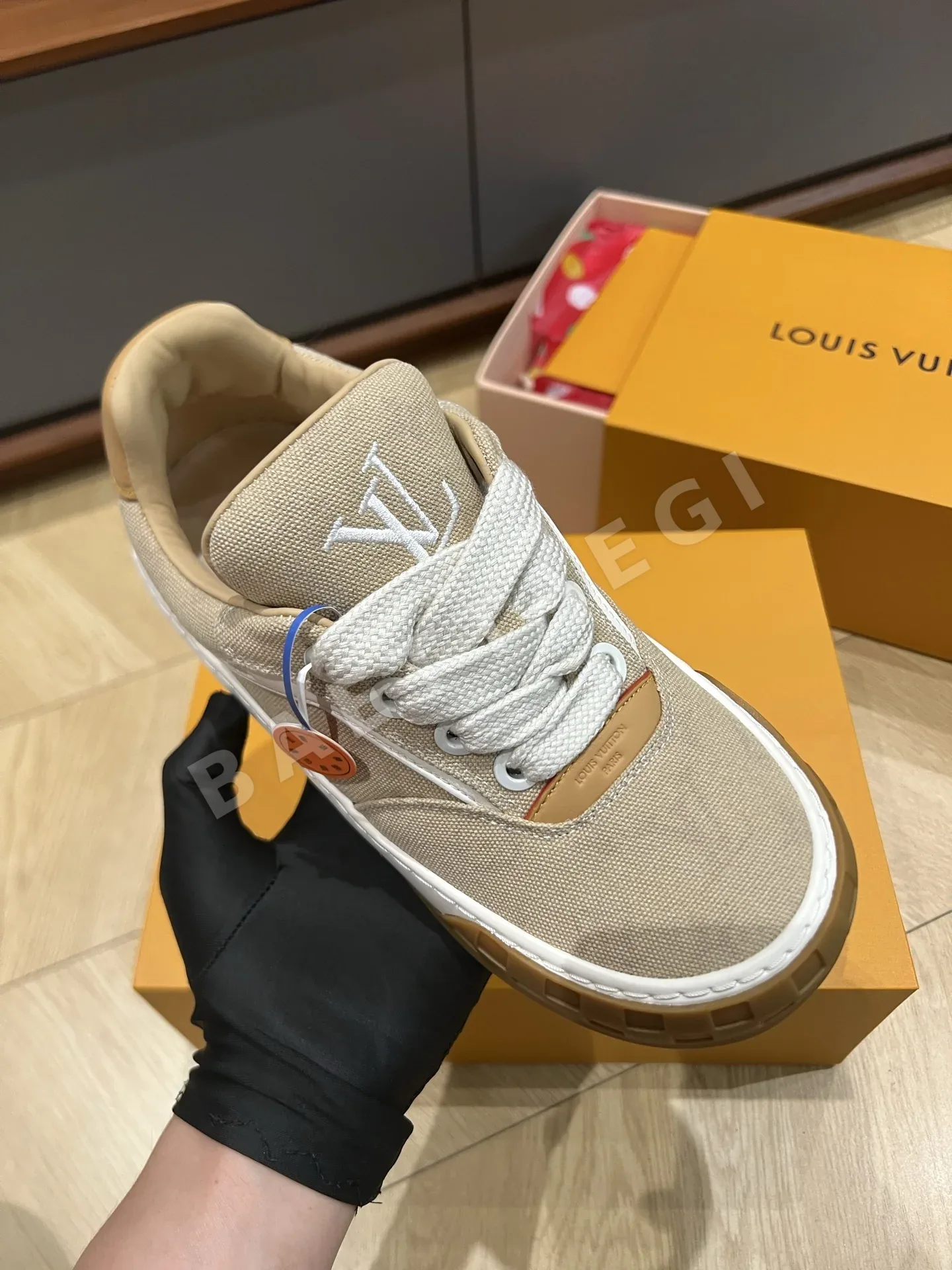 루이비통 LV 26 경사 커플 스케이트보드 신발 상세 이미지 6