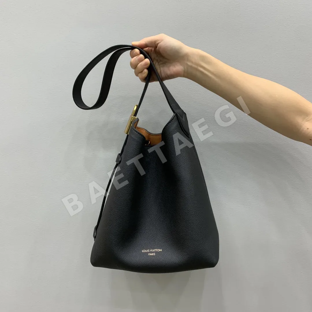 루이비통 로우키 호보 가방 M25352