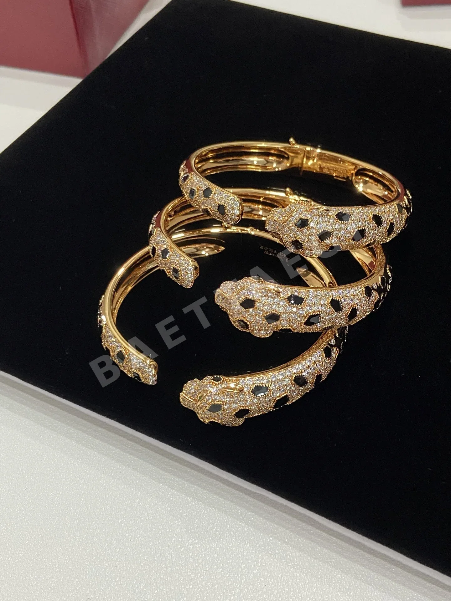 까르띠에 팔찌 61159 Cartier Bracelet