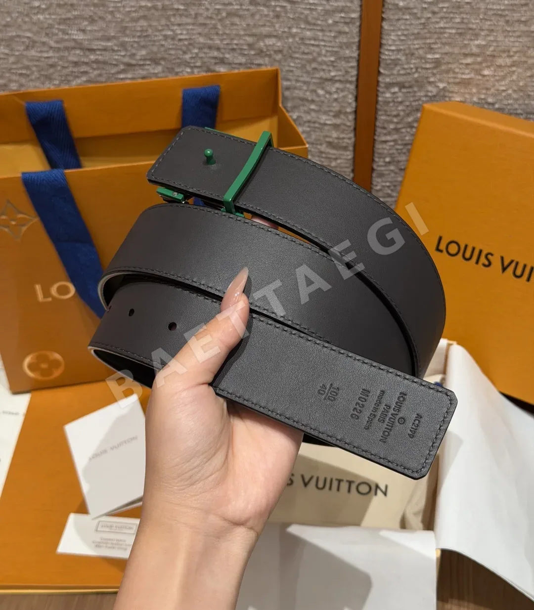 루이비통 옵틱 40mm 리버시블 가죽 벨트 상세 이미지 5