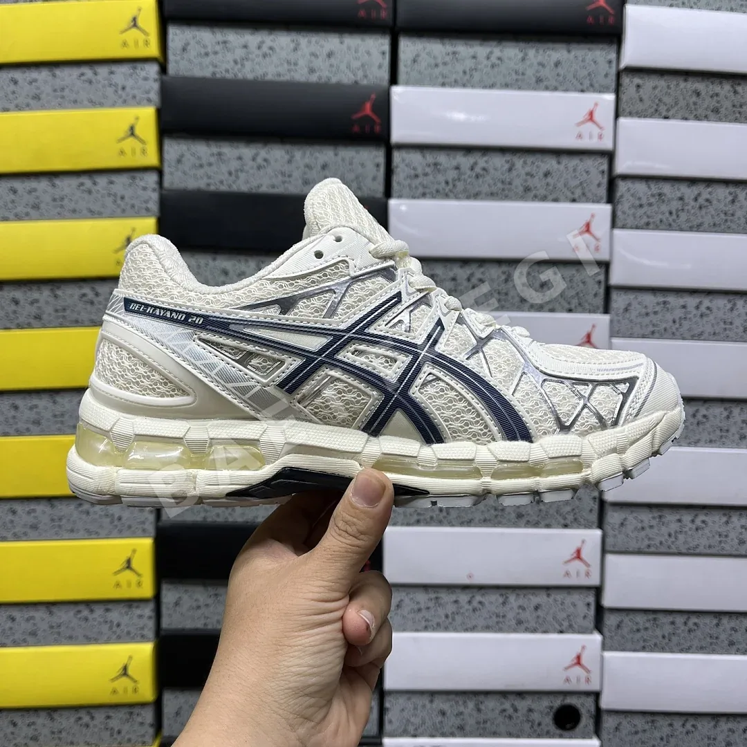 아식스 [TOP] 젤 카야노 20 1203A388-104 200424 Asics Gel-Kayano 20 Cream Independence 상세 이미지 7