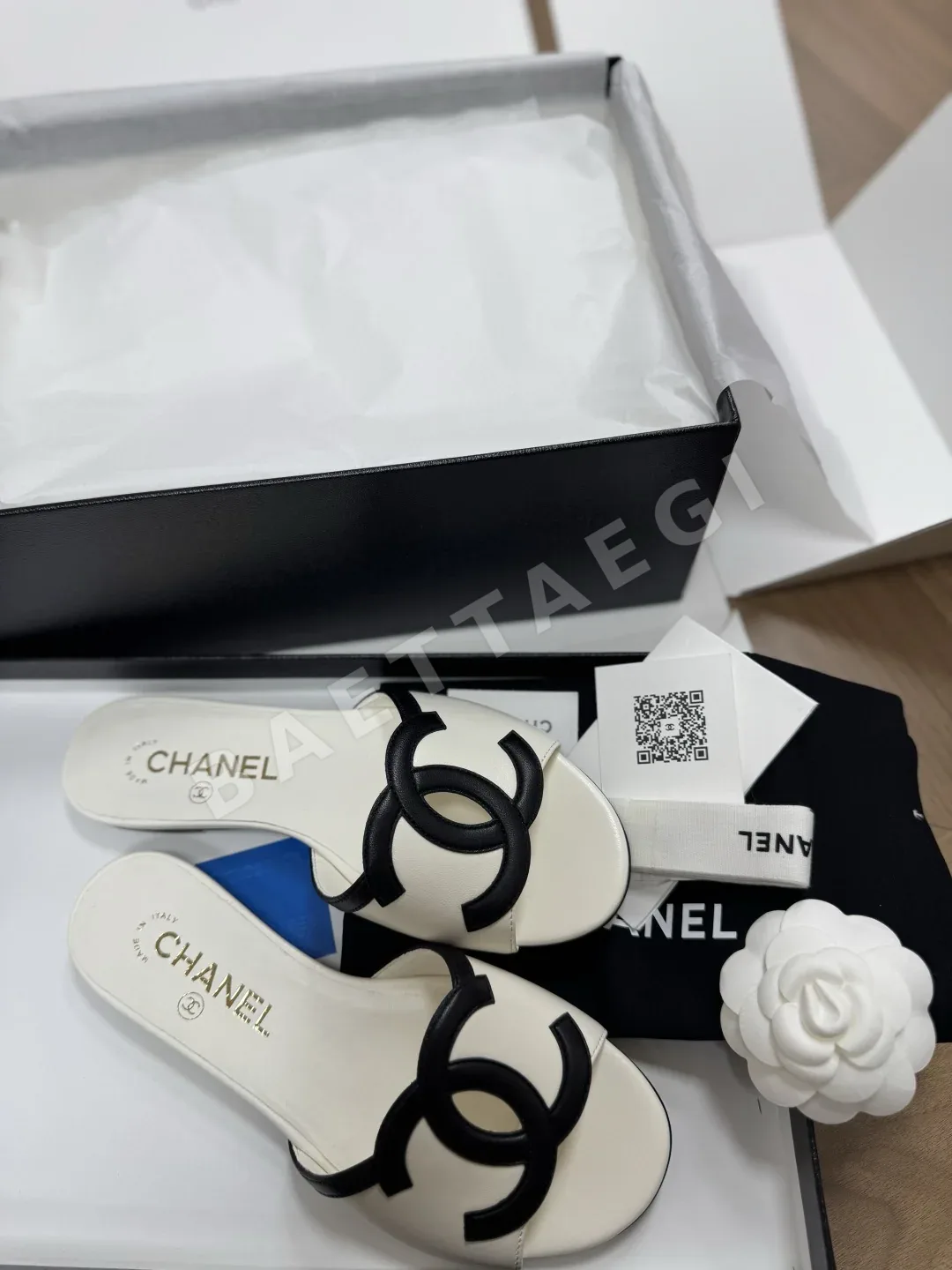 샤넬 26S 클래식 더블 C 플랫 뮬 상세 이미지 5