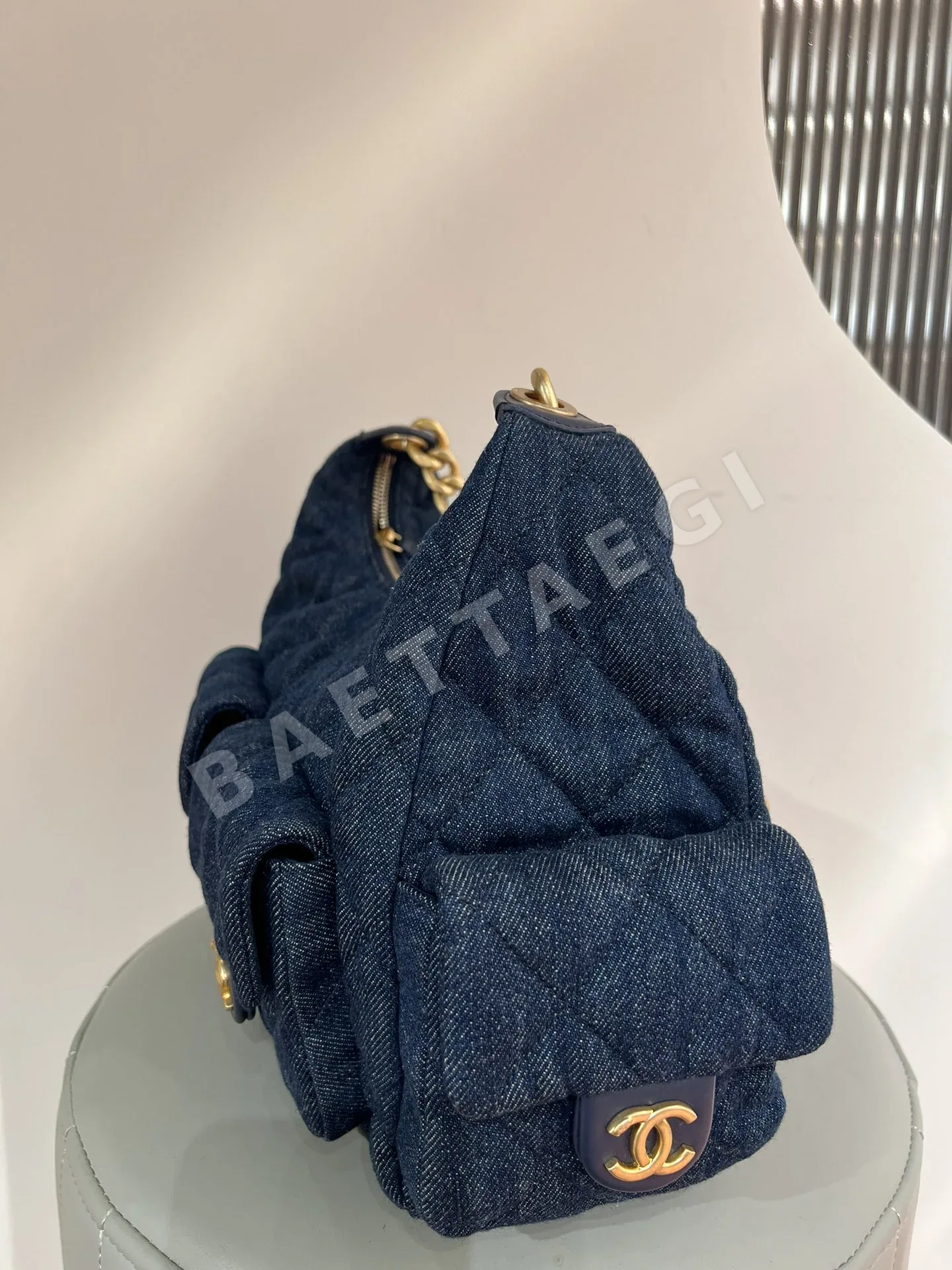 샤넬 25C 데님 호보 가방 상세 이미지 3