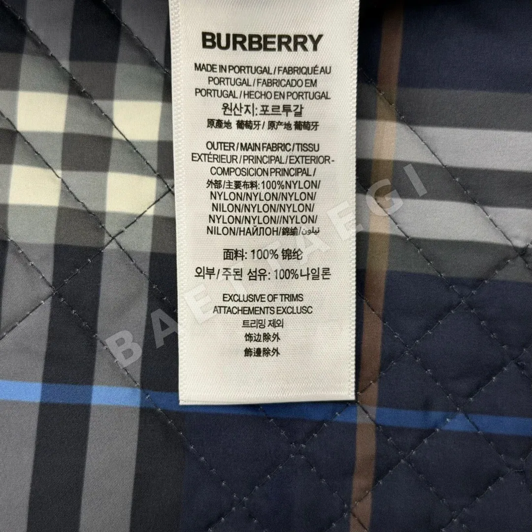 버버리 미니 체크 퀼팅 경량 자켓 상세 이미지 9