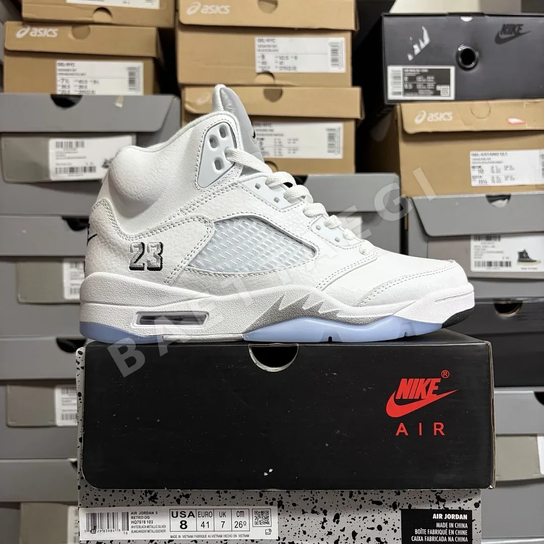 나이키 [EG] HQ7978-103 201475 Nike White Metallic