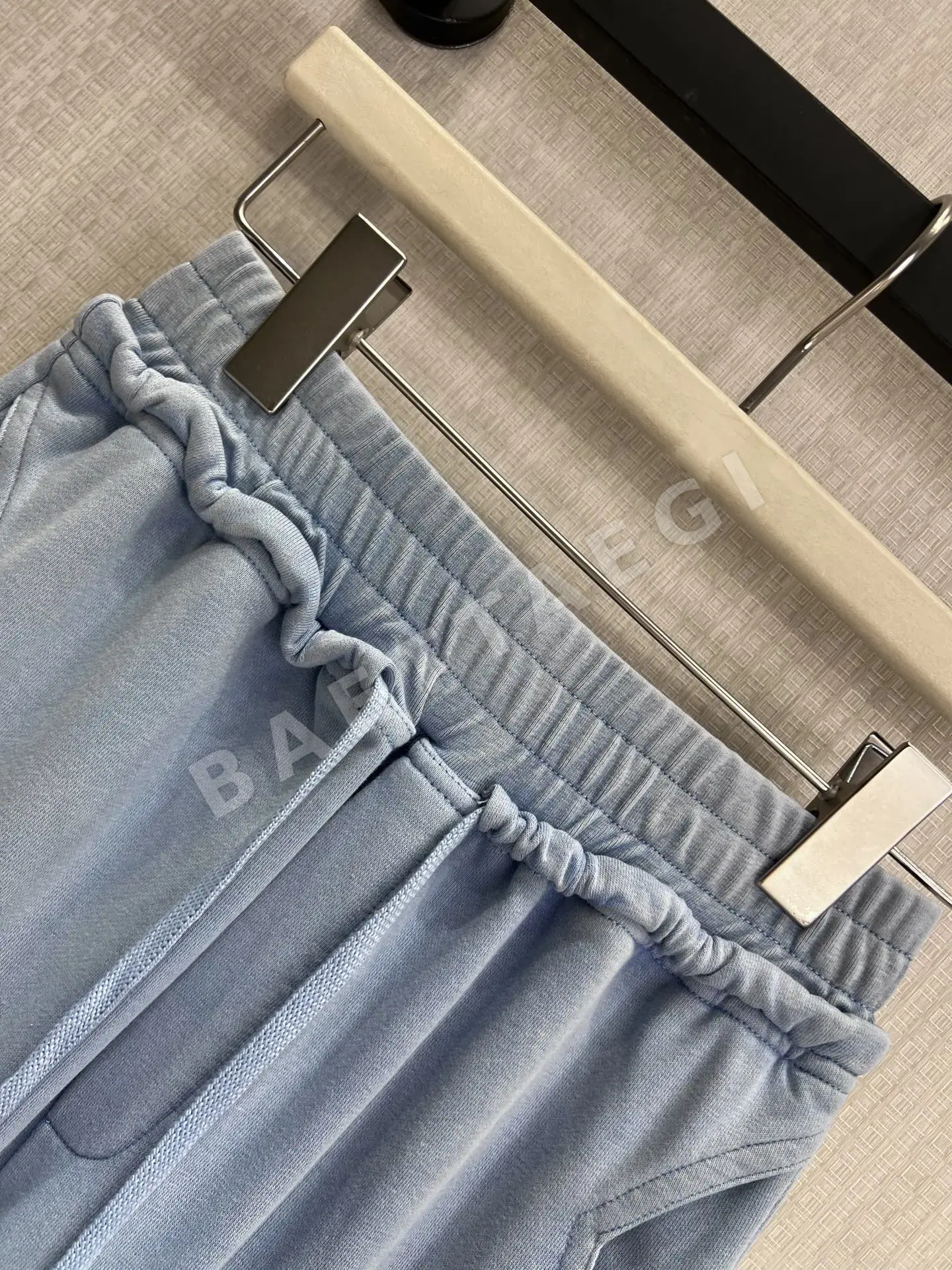 디올 여성 블루 스웨트팬츠 상세 이미지 3