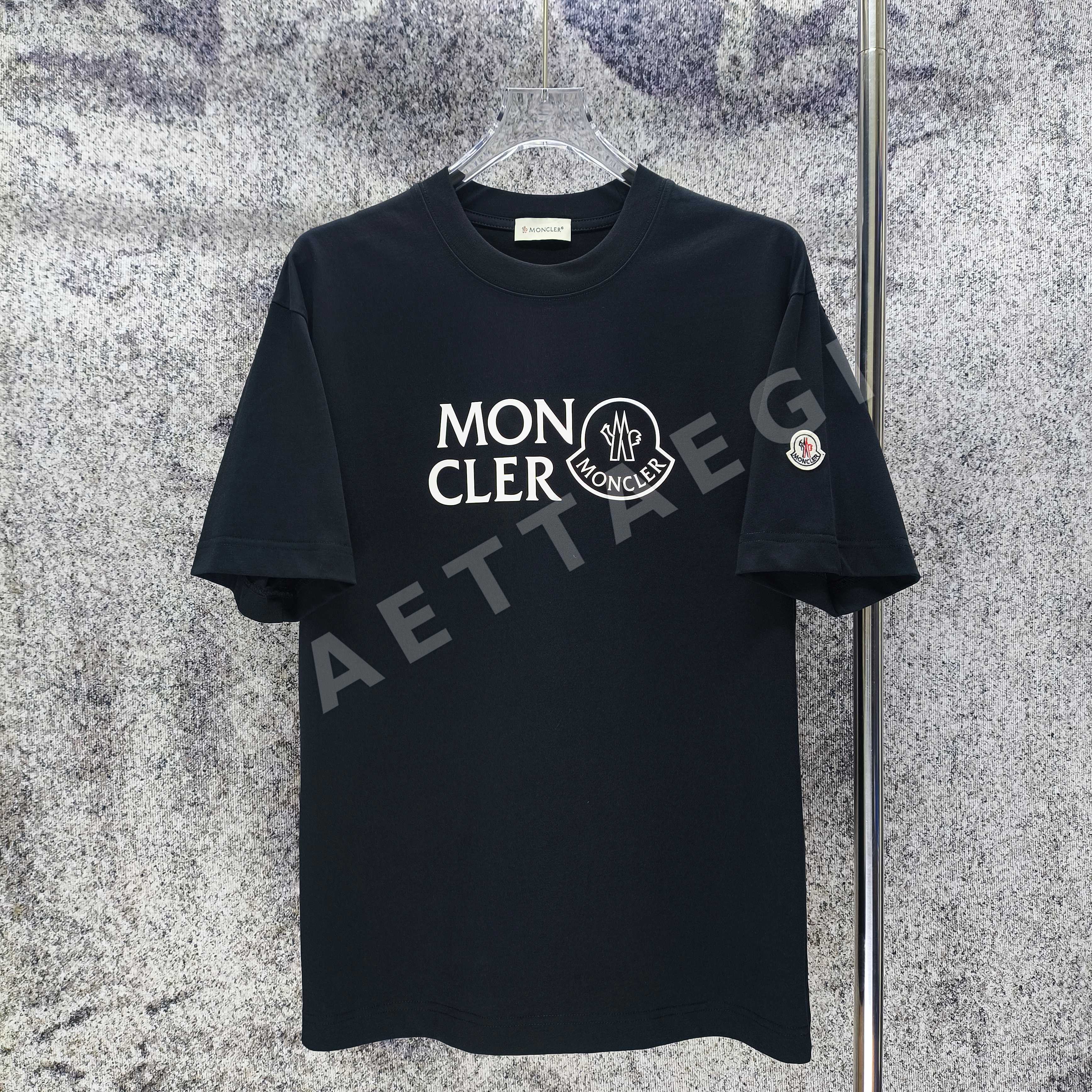 몽클레르 3D 두꺼운 루즈핏 반팔 티셔츠 상세 이미지 2