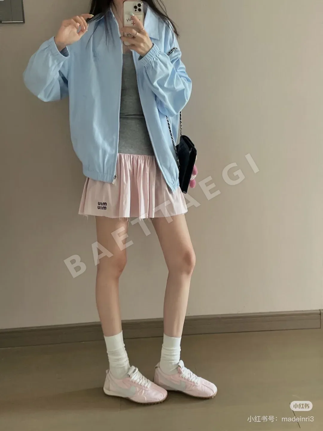 미우미우 라이트 블루 지퍼 여성 자켓 상세 이미지 7