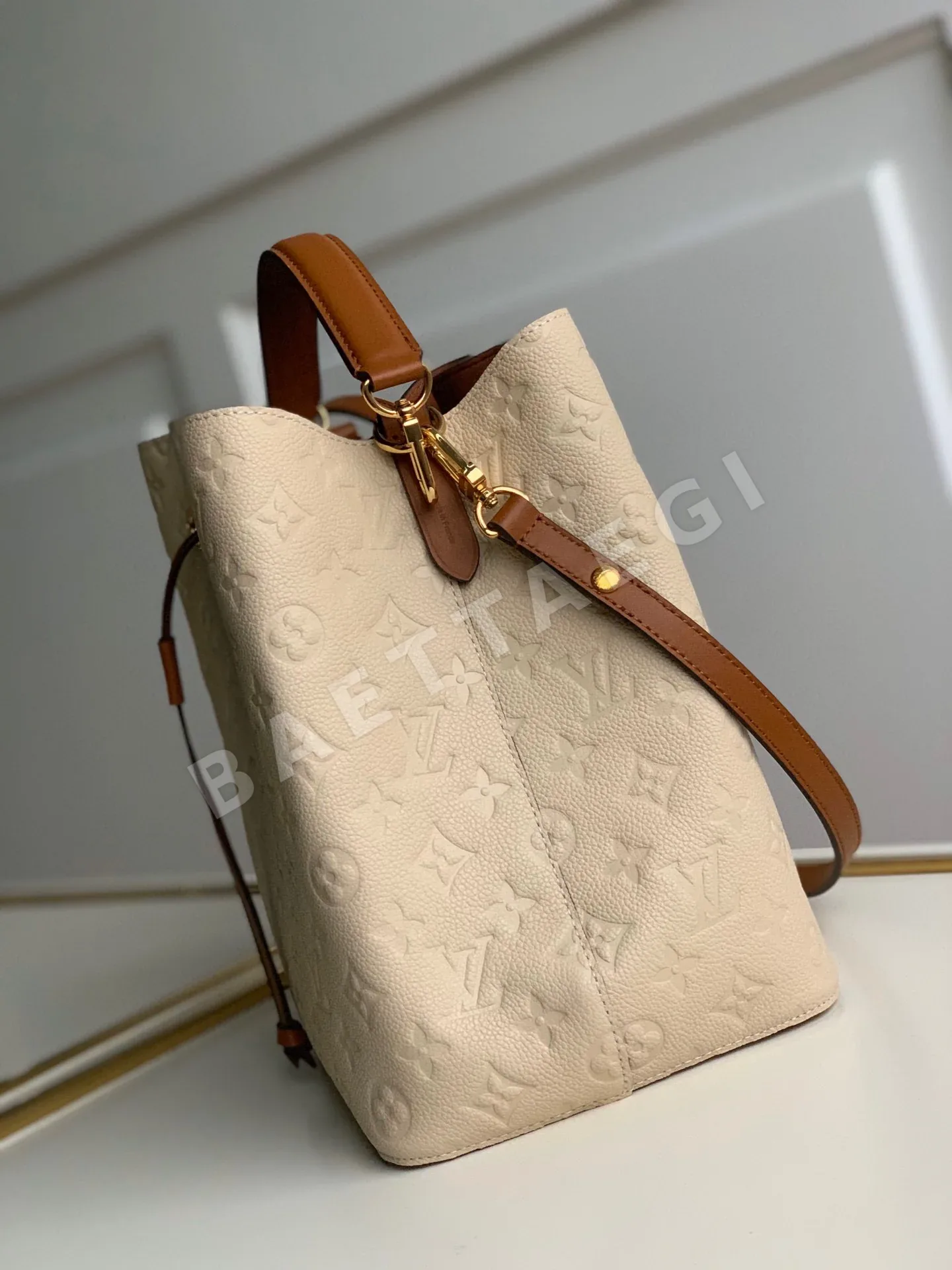 루이비통 네오노에 미디엄 버킷백 M45307 상세 이미지 3