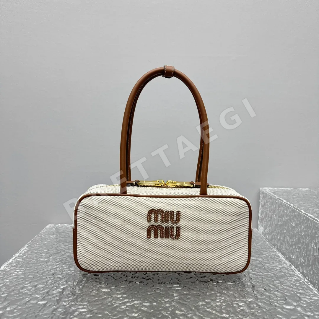 미우미우 캔버스 패치워크 보울링백 상세 이미지 2