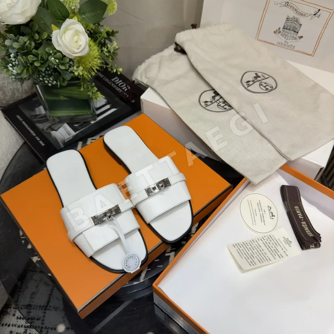 에르메스 줄리아 슬리퍼 94223