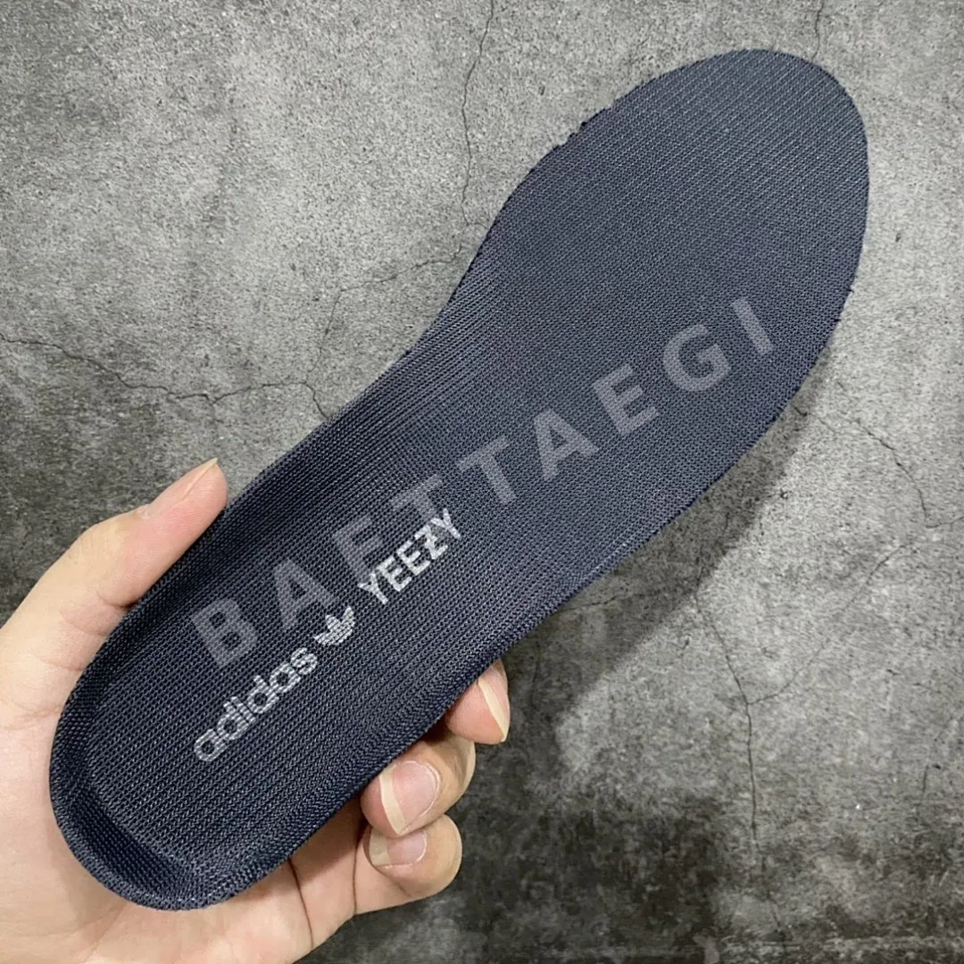아디다스 이지 350 GW3774 200685 Adidas Yeezy 350 상세 이미지 12