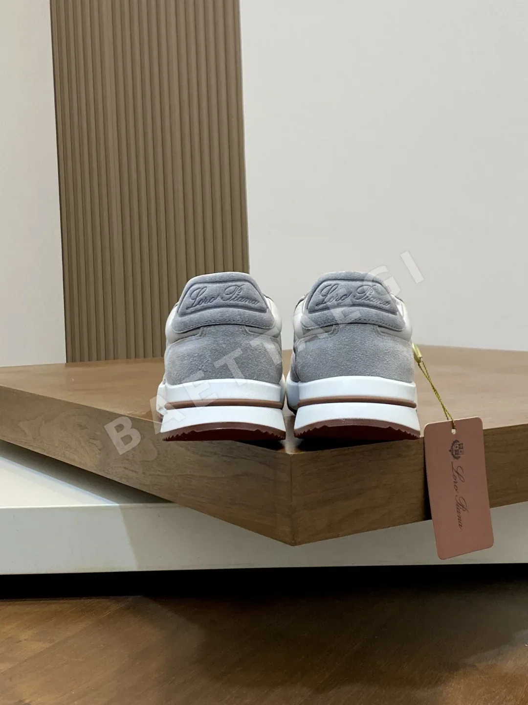 로로피아나 방수 러닝화 남성용 신발 상세 이미지 8