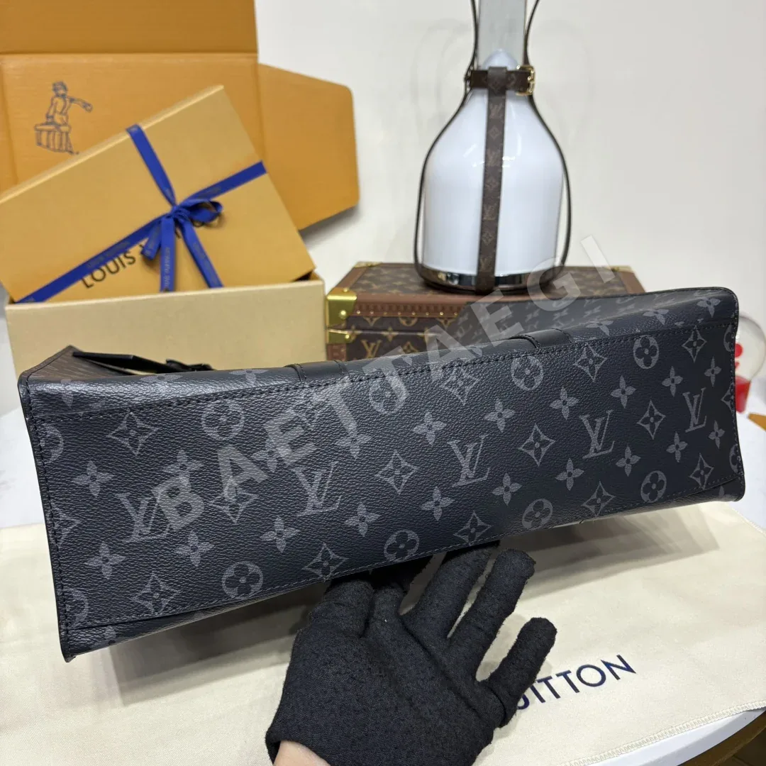 루이비통 SAC PLAT 24H 모노그램 에클립스 가방 M47059 상세 이미지 4