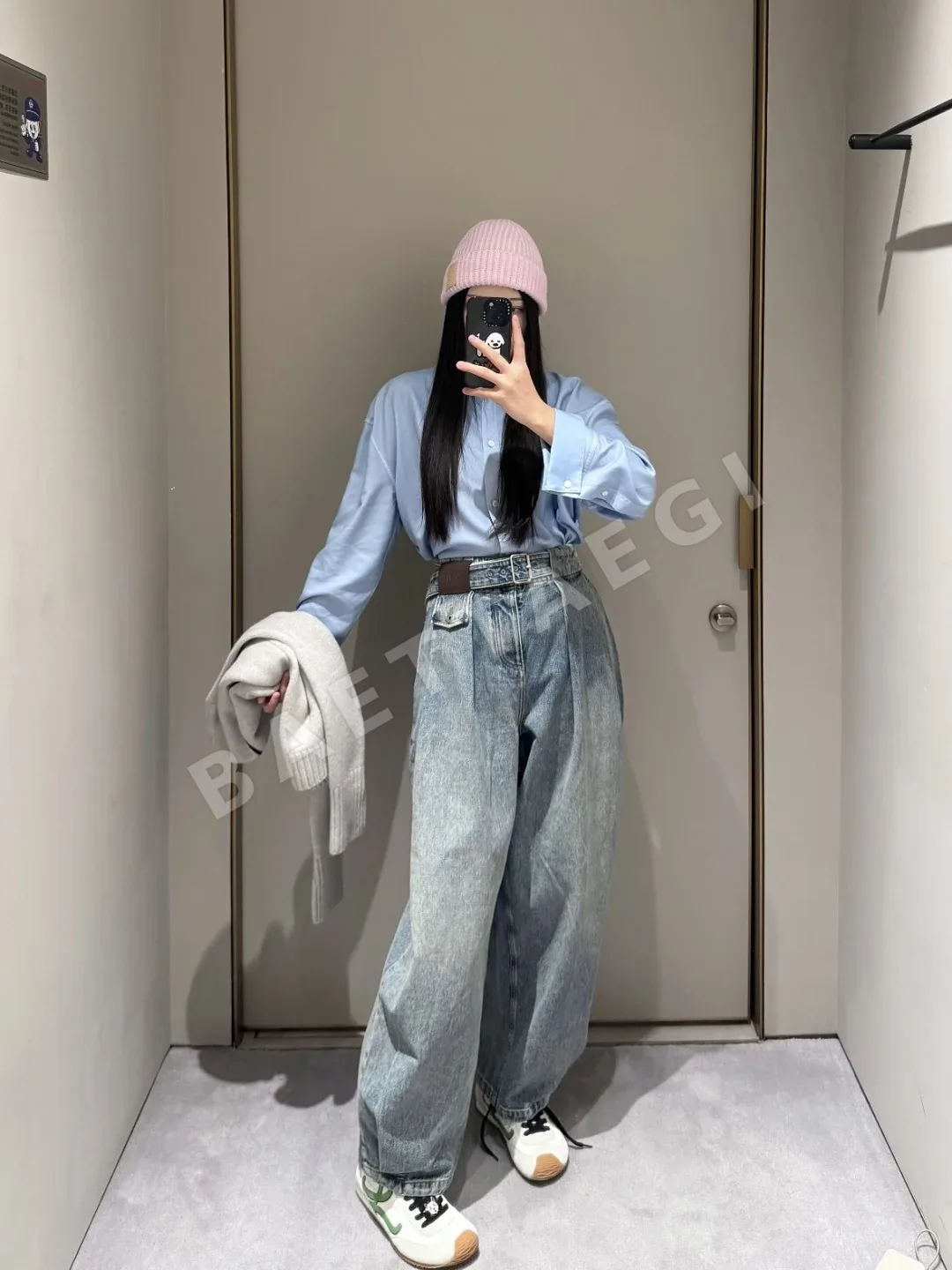 로에베 와이드 오버핏 워싱 남성 청바지 상세 이미지 9